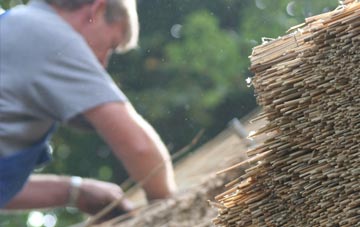 professional Castle Gresley thatchers